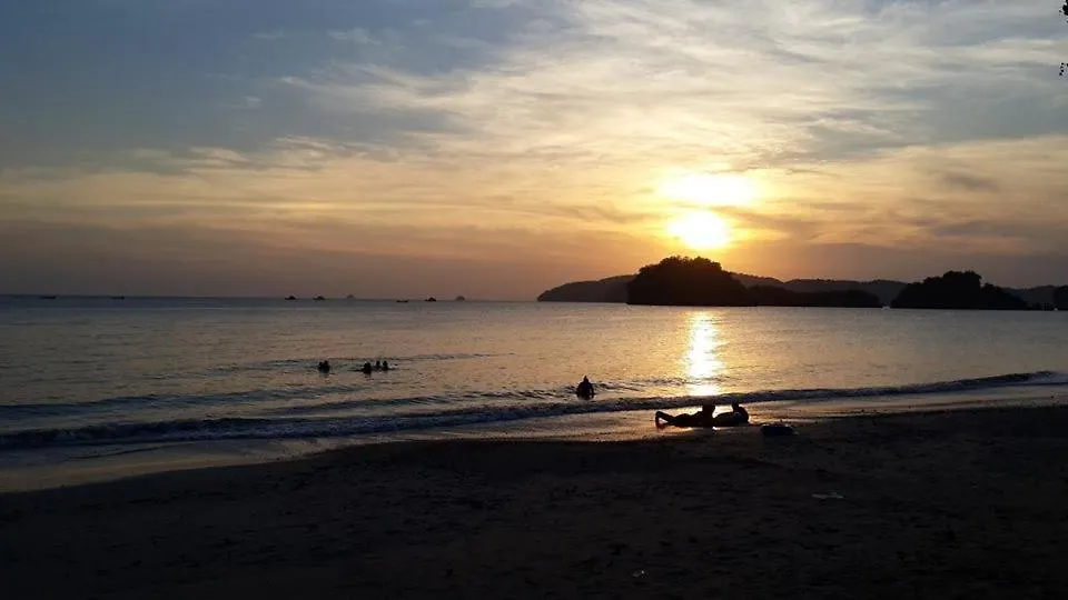 Tara House Hotell Ko Lanta